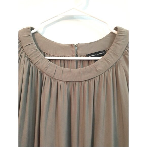 Universal Standard Patricia Blouse Drapy Relaxed Olive Green Top - L (22/24) - Picture 2 of 8